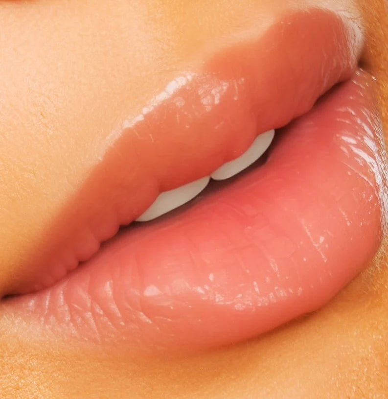 Pucker Up Amplifying Lip Mask